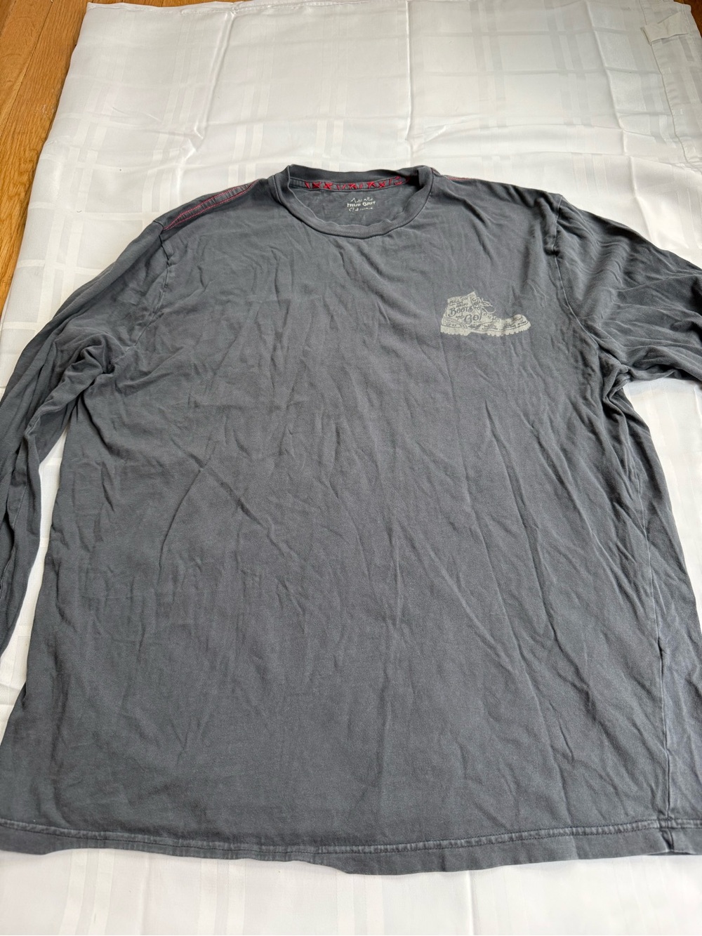 Mens Graphic Long Sleeve Tee - True Grit